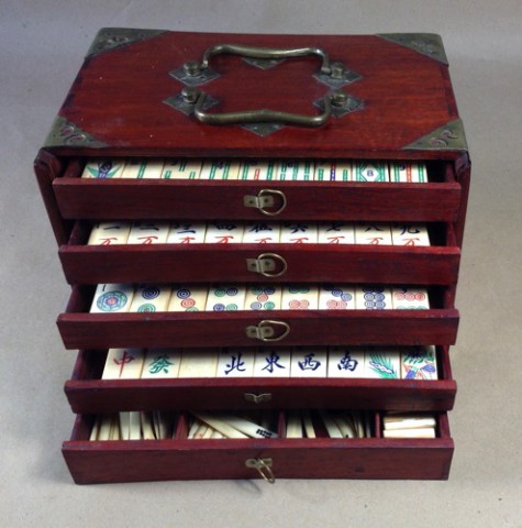 Bone/Bamboo 45/55 BONE 152 tiles Ref #501 - Image 12